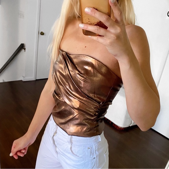 🌟 ZARA COPPER FAUX LEATHER METALLIC OPEN SHOULDER CROP TOP! - Picture 2 of 15